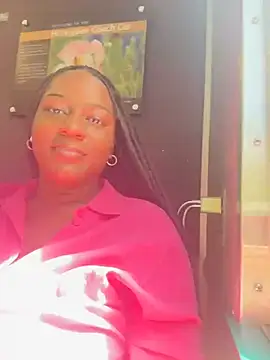 CoCoGoddess_: онлайн-секс-чат