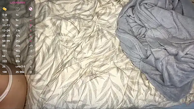 Živý XXX chat LoryMusetti