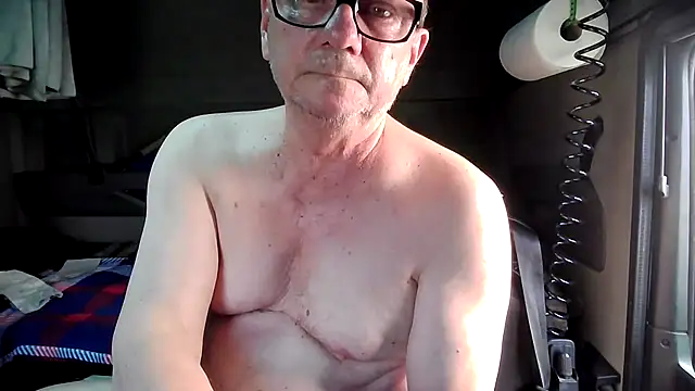 SamotnykolesのライブXXXチャット