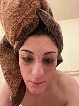 Mariyyumyums' Live Chat Room