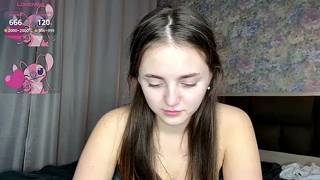 LoraDavi's Webcam Show