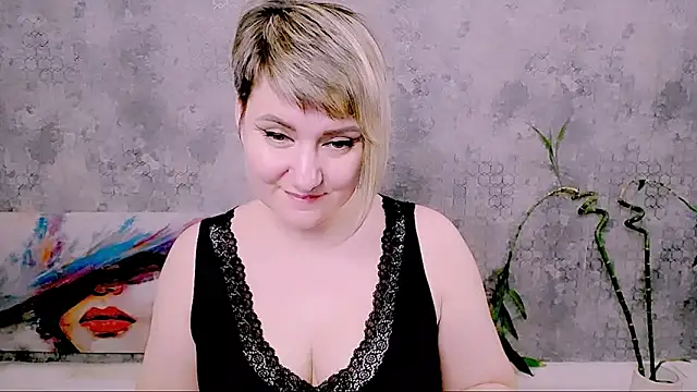 Djullia Adlı Modelin Canlı XXX Sohbeti