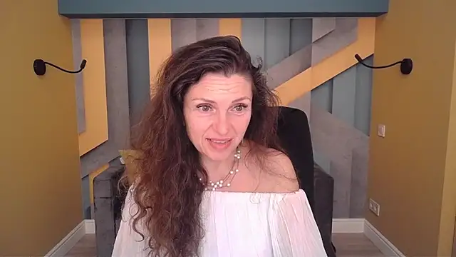 Chat XXX en directo de EllaLong