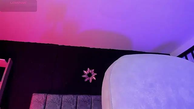 Онлайн чат XXX CarolineFyre