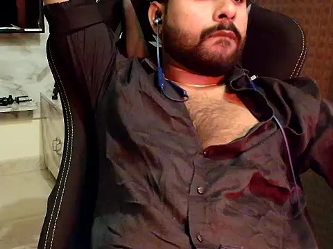 Jenni11Live: διαδικτυακό σόου στην κάμερα