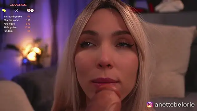 XXX chat uživo modela Anette_Belorie