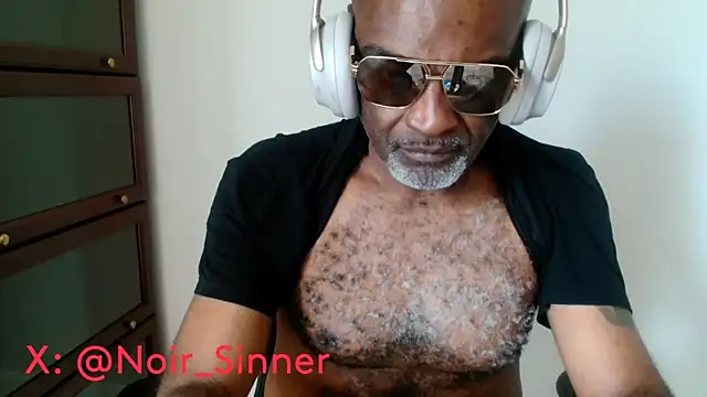 Chat XXX en directo de sinnernoir