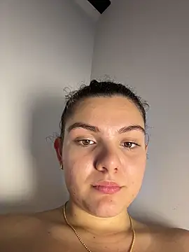 Eva_stark10 Adlı Modelin Canlı XXX Sohbeti