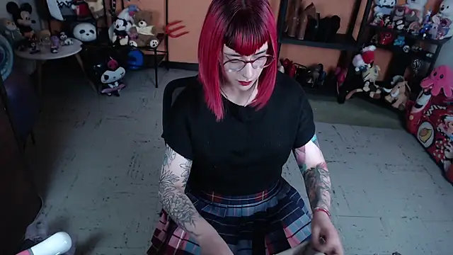 MissMiia2 Adlı Modelin Canlı XXX Sohbeti