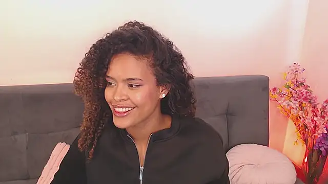 Amelia_bss Adlı Modelin Web Kamerası Şovu