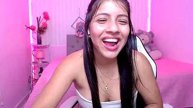 zara_cute's Live XXX Chat