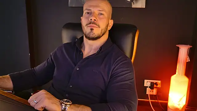 Онлайн чат XXX AngeloEric