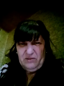 Apeesynka55211's Webcam Show