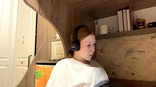 Czat XXX na żywo – KiraNice1