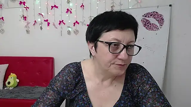 EmilyL0ve লাইভ XXX চ্যাট