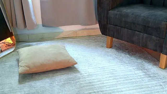 aramjones Adlı Modelin Canlı XXX Sohbeti