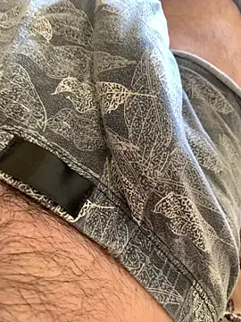 MuzzyFacingのライブXXXチャット