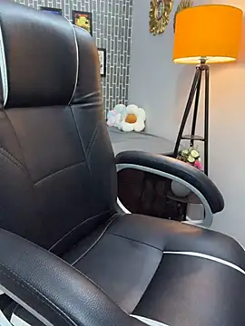 escape_with_me Show Webcam