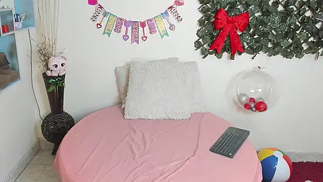 DestinyHills élő XXX-chatje