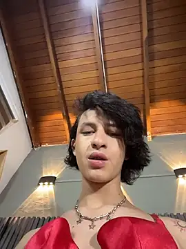 Emmyy_Fantasy: онлайн-секс-чат