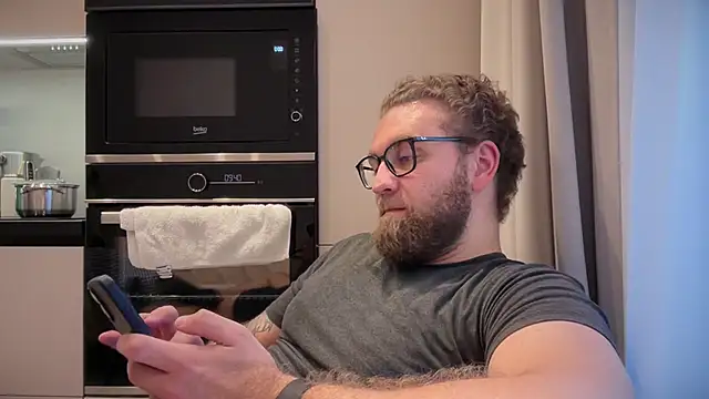 Bear_bear_'s Live XXX Chat