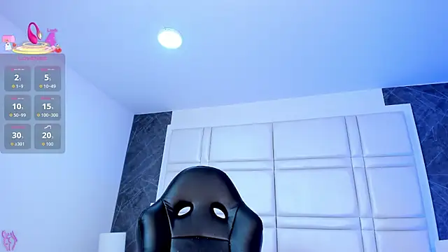 charlottewhitte élő XXX-chatje