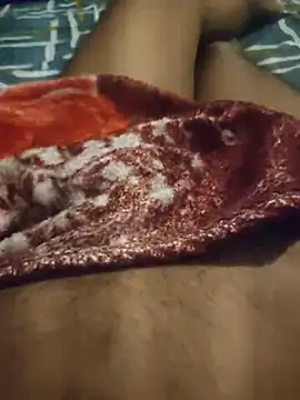 MidnightFlirtX 即時 XXX 聊天