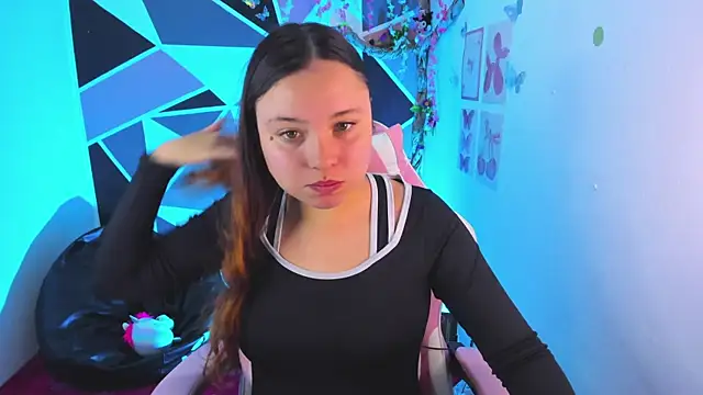 Онлайн чат XXX little_emma0