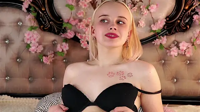 Онлайн чат XXX KirstinMcgeady