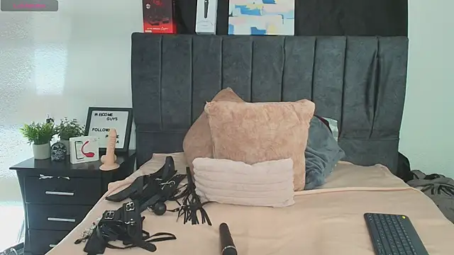 Angela_mature49のライブXXXチャット