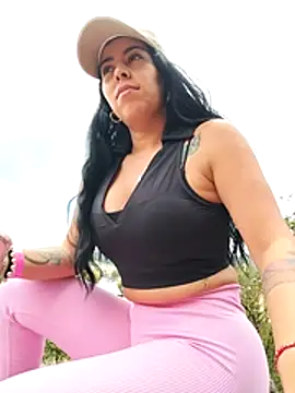 XXX chat uživo modela Luianna