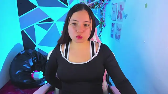 little_emma0's Live XXX Chat