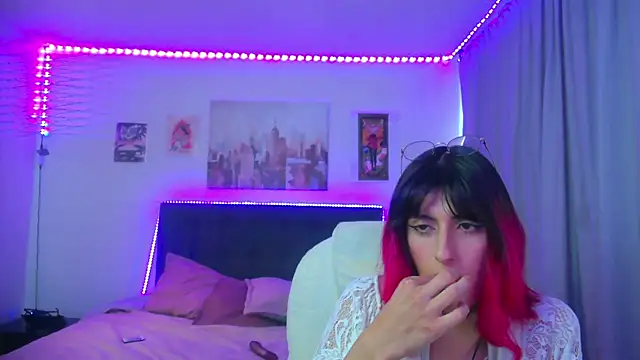 goth_minerva Webcamshow