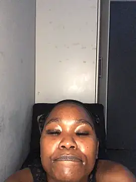 Monal1sah Webcam Show