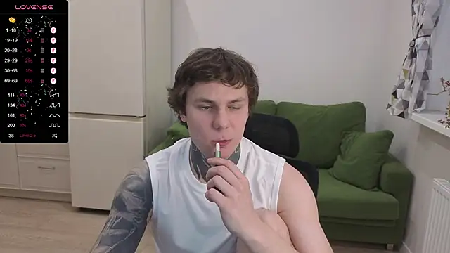 Lechery_boy Show in webcam