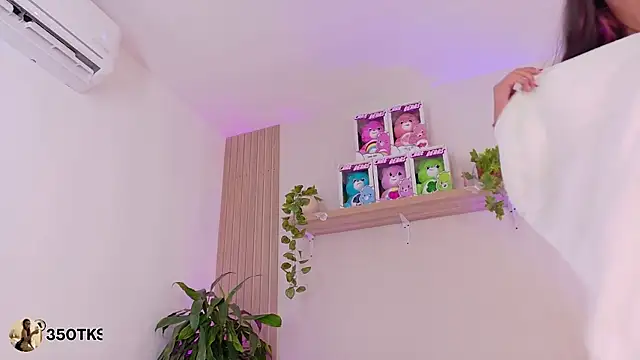 Chat XXX Live emily_bank