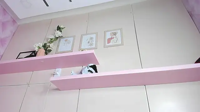 TaniaBellini Chat XXX in diretta