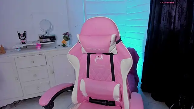 Nyx_Blackmoon – Naživo XXX chat