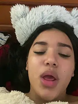 valvam_ Adlı Modelin Web Kamerası Şovu