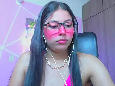 دردشة _ALLYSON18_ الجنسية المباشرة