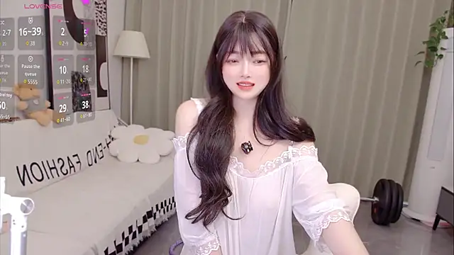 uikyy1's Live XXX Chat