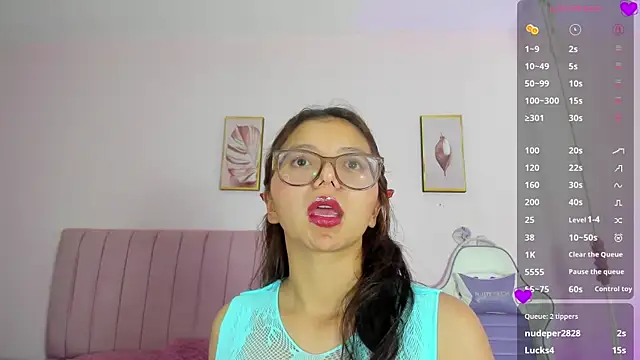 XXX chat uživo modela Zoow_bluussh