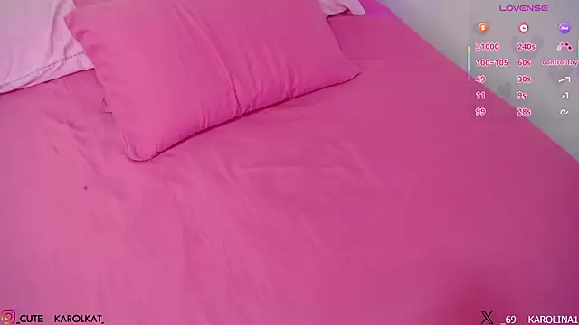 Karolina_1: онлайн-секс-чат