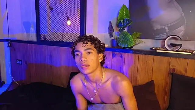 AlanCutee Show Webcam