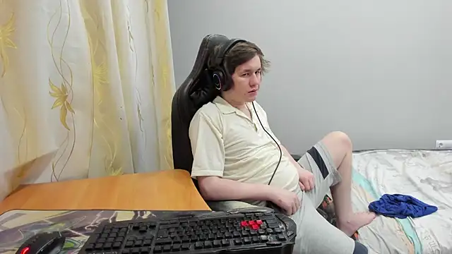 iliaskrislove: онлайн-секс-чат