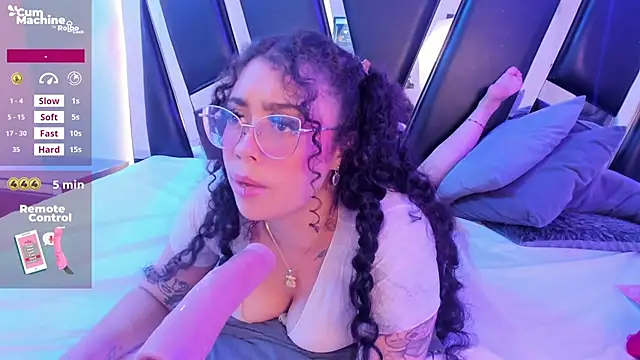 Chatroom XXX en direct de antonelllepiercee