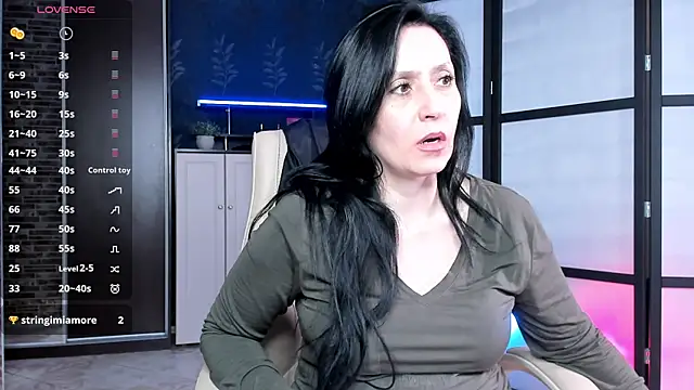 Lucky_MilfのライブXXXチャット