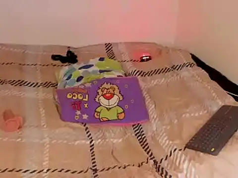 chloe_kisses – Live XXX-chat