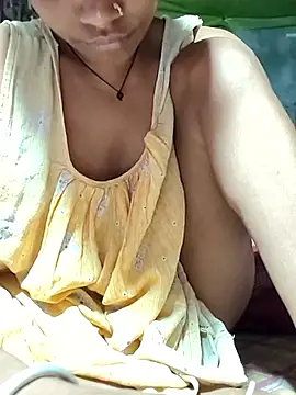 Chatroom XXX en direct de Sweet-runi