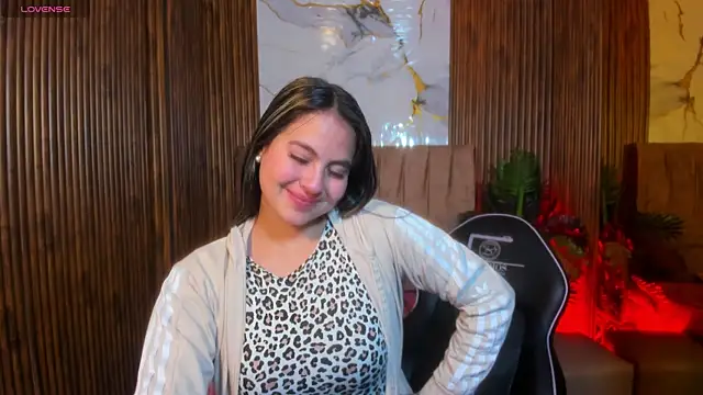 Chat XXX Live juanita_tay